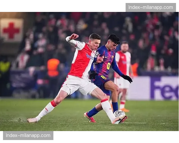 巴萨官方确认佩德里腿筋轻微拉伤，预计缺席两周