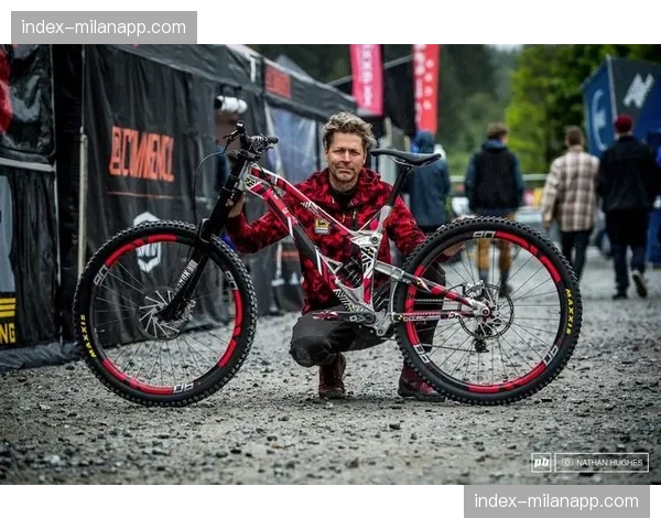 从赛道设计看演变：对比近十年威廉堡赛道变化，难度与安全性如何平衡？